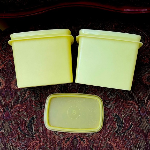 Vintage Tupperware Rectangular Storage Canisters 2 containers and 1 lid yellow - Picture 1 of 8